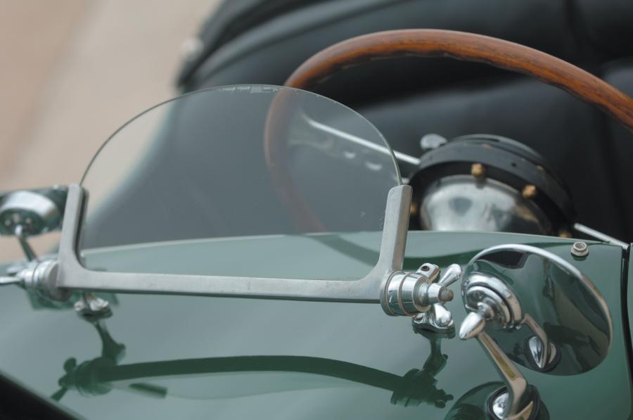 Детали экстерьера Allard K2 Roadster 1951 года  (фото 14 из 20)